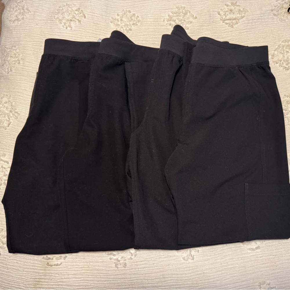 Figs Axim Cargo Scrub Pants - Size Large - 4 TOTAL PAIRS